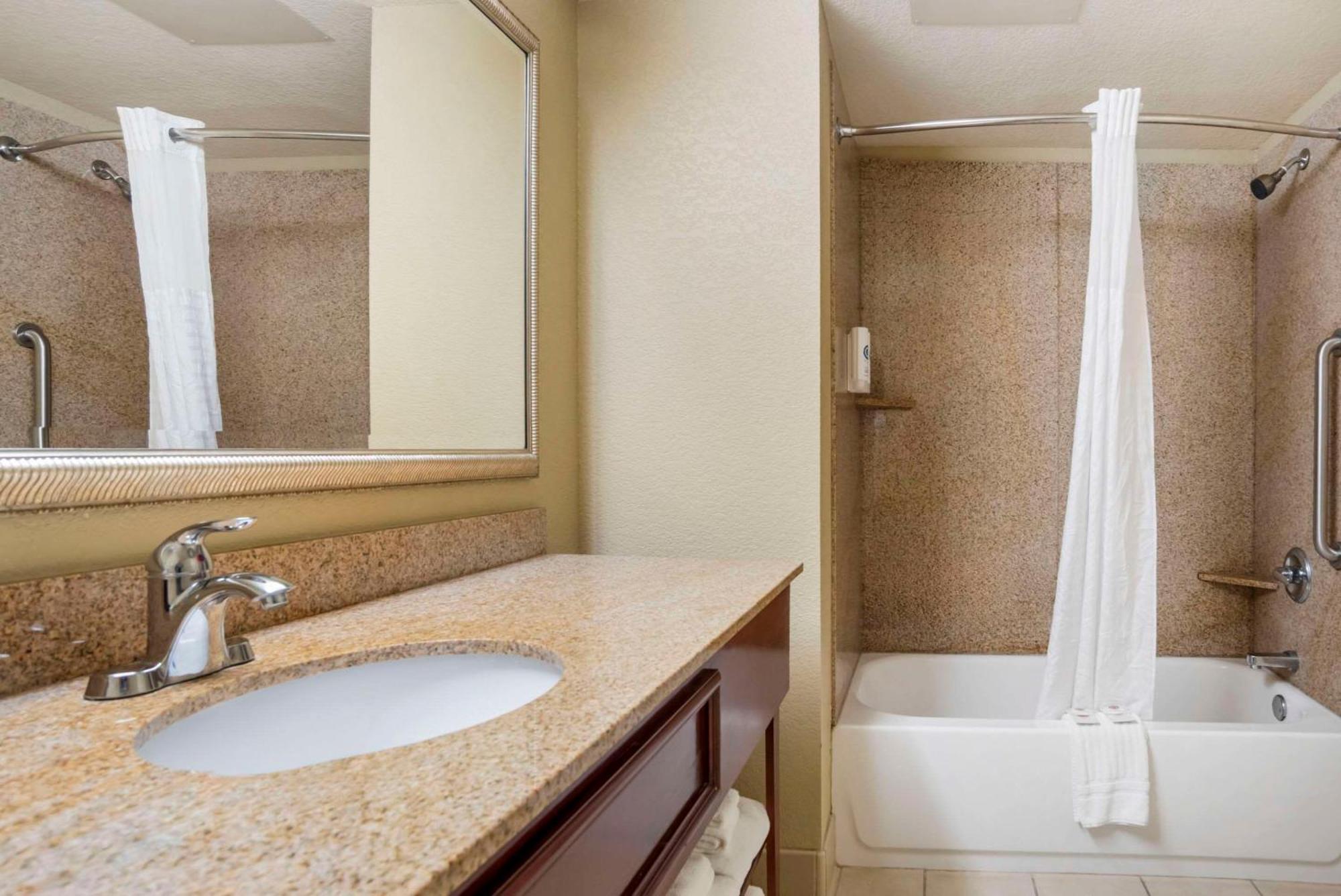 Comfort Inn & Suites Daphne Spanish Fort - Mobile East Buitenkant foto
